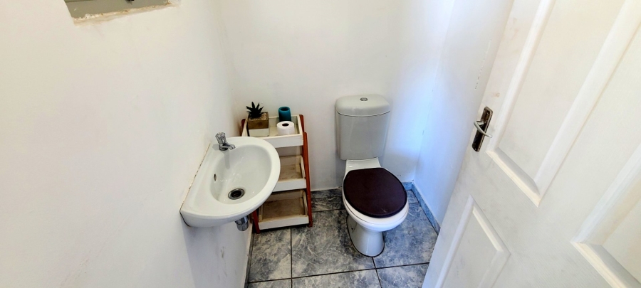 2 Bedroom Property for Sale in Tuscany Glen Western Cape